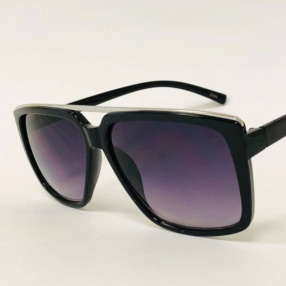 Square Sunglasses Black Gradient Lens Metal Top Bar Classic Shades UV400 Protect